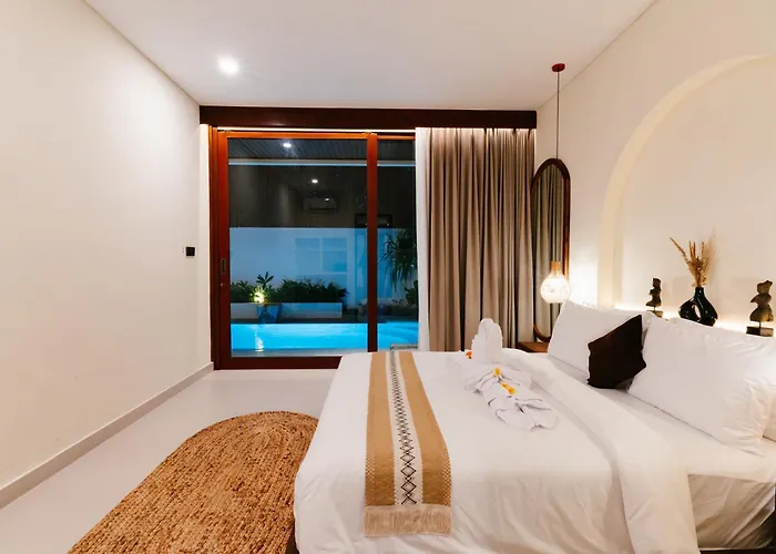 Luxury Noah - Walkable To Shopping Mall & Waterbom Bali Villa Kuta (Bali)